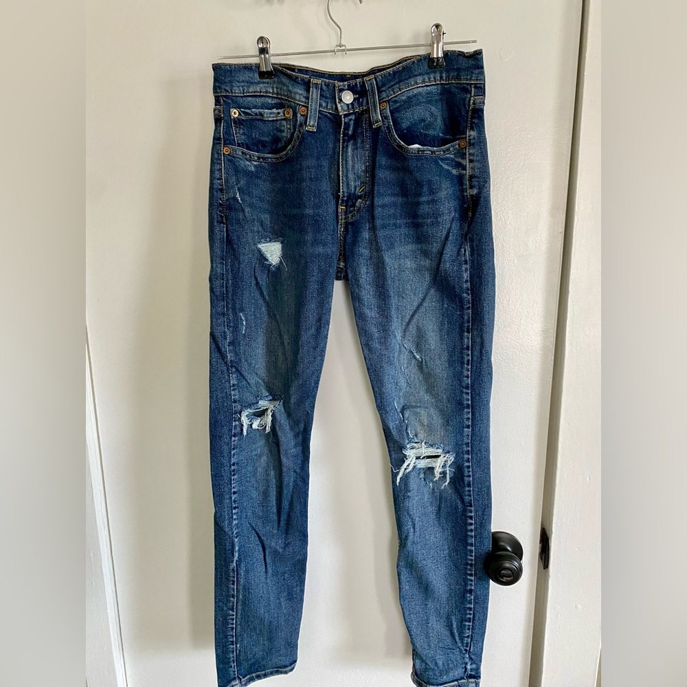 LEVIS men ripped jeans